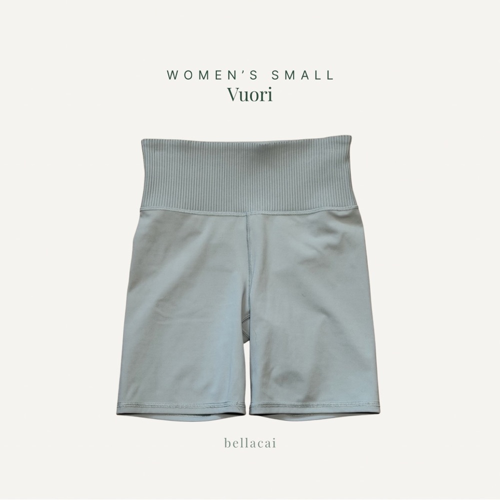 Vuori | High Rise Rib Studio Biker Short Sage / Eucalyptus Green XS VW376